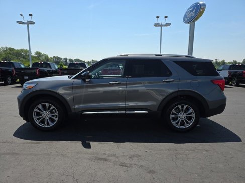 Certified 2022 Ford Explorer Limited image 2
