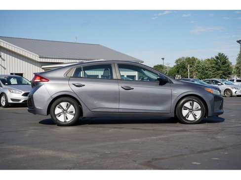 Used 2018 Hyundai Ioniq Blue image 2