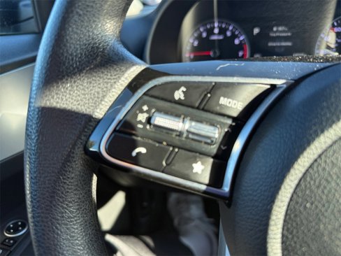 Certified 2022 Kia Forte LXS image 31
