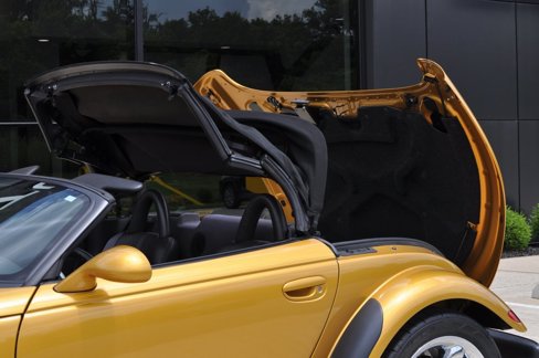 Used 2002 Chrysler Prowler image 19