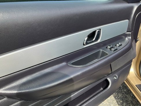 Used 2005 Ford Thunderbird image 55