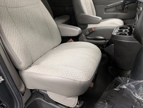 Used 2019 Chevrolet Express 3500 LS image 28