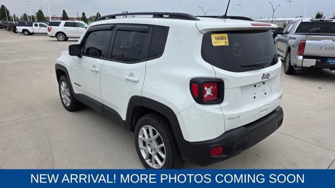 Used 2021 Jeep Renegade Latitude image 2
