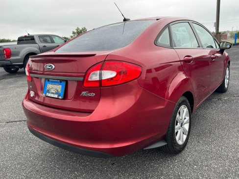 Used 2013 Ford Fiesta SE image 3