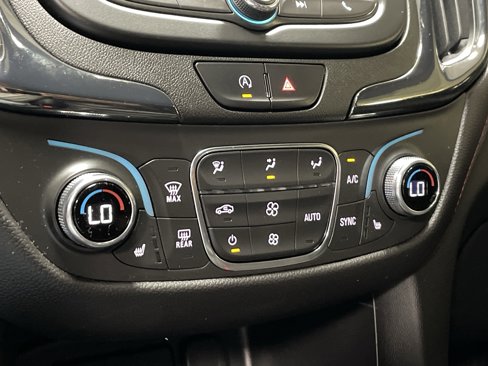 Used 2022 Chevrolet Equinox RS image 24