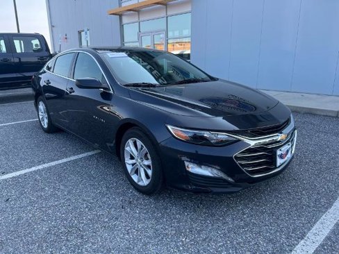 Used 2023 Chevrolet Malibu LT image 2