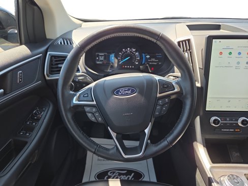 Certified 2024 Ford Edge SEL image 12