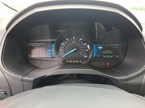 Used 2022 Ford Edge SE w/ Cargo Accessory Package image 24