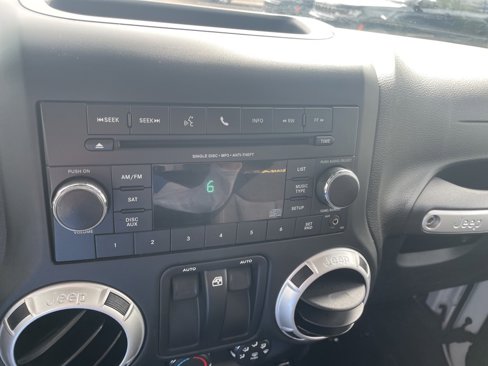 Used 2014 Jeep Wrangler Sahara w/ Connectivity Group image 20