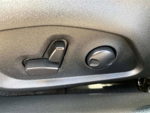 Used 2023 Jeep Compass Latitude w/ Convenience Group image 23