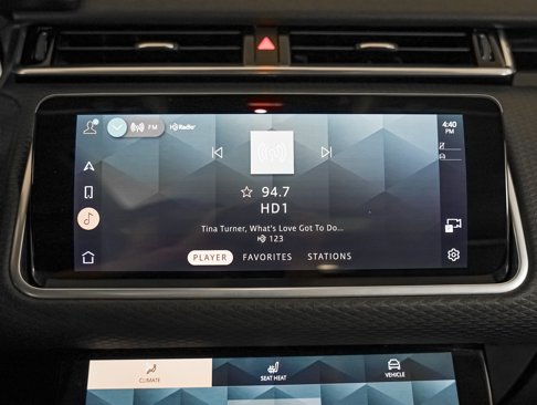 Used 2022 Land Rover Range Rover Velar S image 17