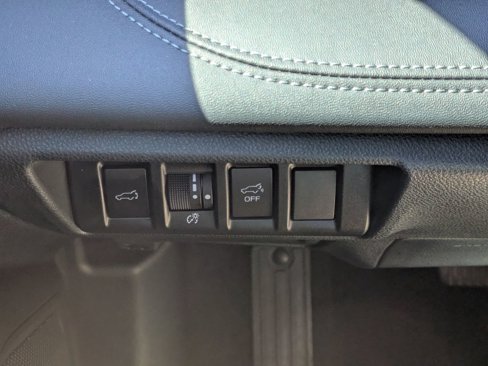 Used 2022 Subaru Outback Touring w/ Popular Package #2 image 16