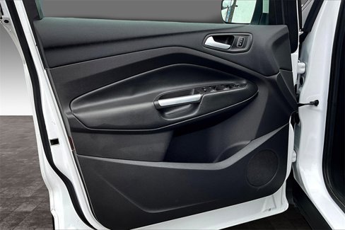 Used 2018 Ford Escape SE image 12