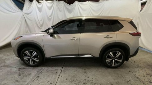 Used 2021 Nissan Rogue SL w/ Premium Package image 5