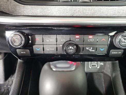 Certified 2022 Jeep Compass Latitude w/ Convenience Group image 21