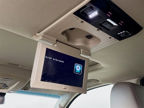 Used 2019 GMC Yukon SLT w/ Open Road Package image 28