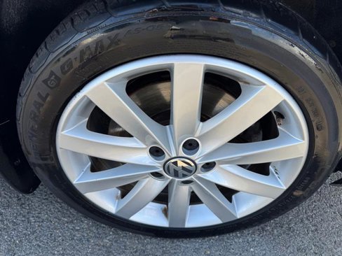 Used 2013 Volkswagen Jetta TDI image 9