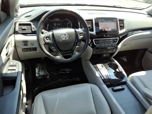 Used 2017 Honda Pilot Touring image 14
