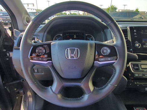 Used 2019 Honda Pilot Touring image 17