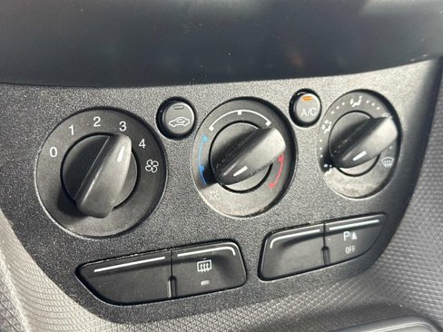 Used 2018 Ford Transit Connect XL image 21