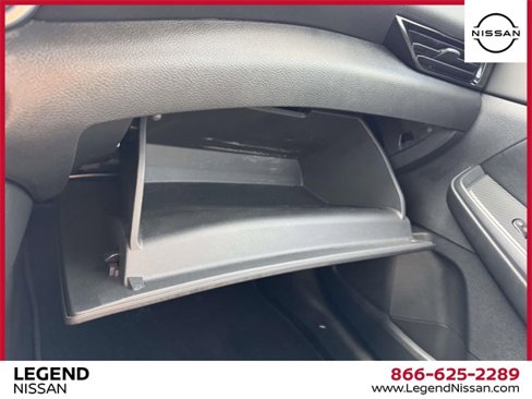 Certified 2022 Nissan Sentra SV image 32