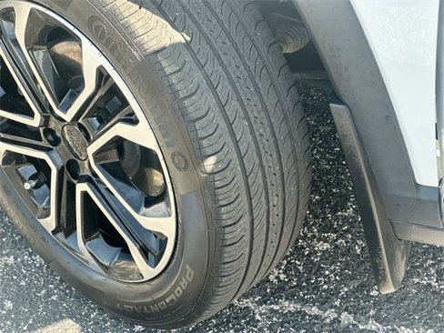 Certified 2022 Jeep Compass Limited image 31