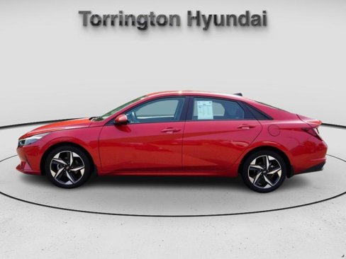 Certified 2023 Hyundai Elantra SEL w/ Convenience Package image 4