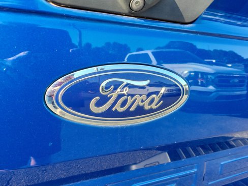 Used 2018 Ford F150 XLT w/ Equipment Group 302A Luxury image 10