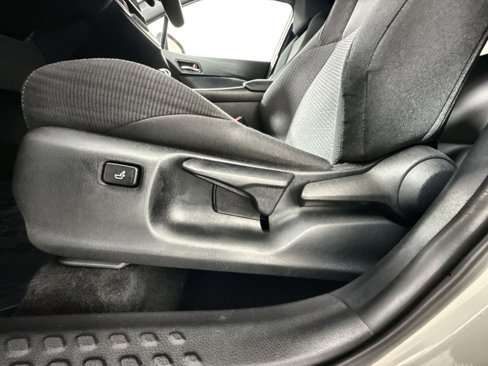 Used 2018 Toyota C-HR XLE image 14