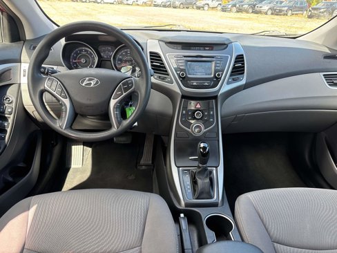 Used 2016 Hyundai Elantra SE w/ Option Group 02 image 11