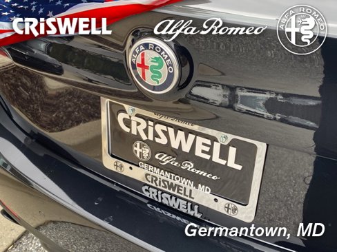 New 2025 Alfa Romeo Giulia AWD image 17