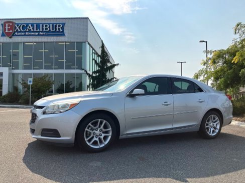 Used 2015 Chevrolet Malibu LT w/ Power Convenience Package image 8