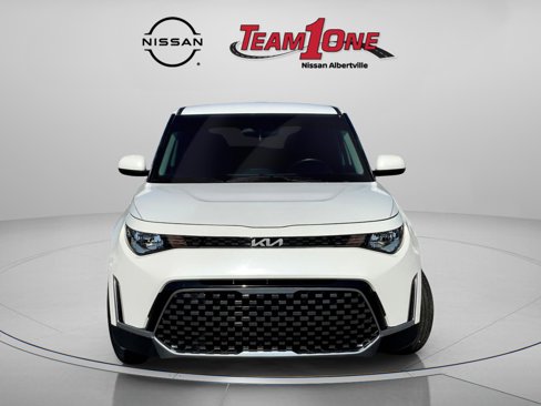 Used 2024 Kia Soul EX image 2