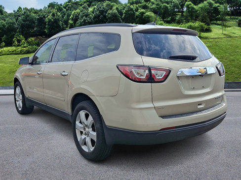 Used 2016 Chevrolet Traverse LT w/ Style and Technology Package image 4