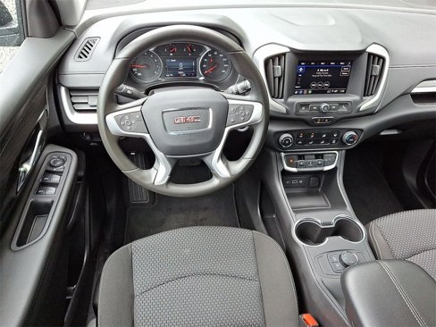 Certified 2024 GMC Terrain SLE image 18