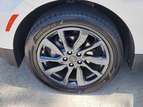 Used 2023 Chevrolet Equinox RS w/ RS Leather Package image 37