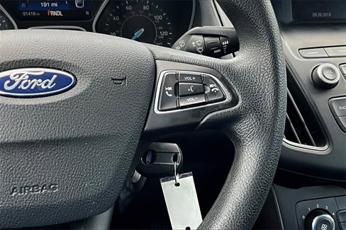 Used 2018 Ford Focus SE image 21