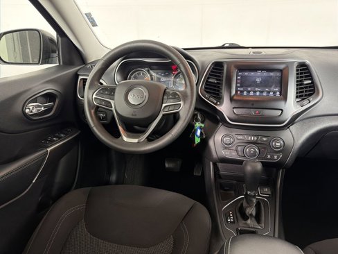 Used 2020 Jeep Cherokee Latitude image 20