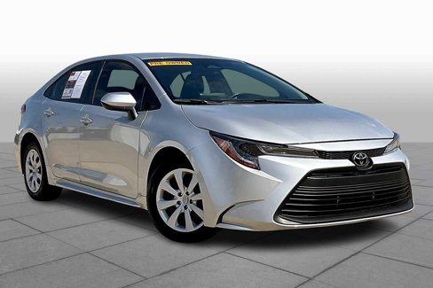 Used 2024 Toyota Corolla LE image 4