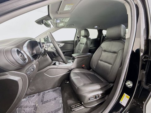 Used 2023 Chevrolet Blazer LT image 18