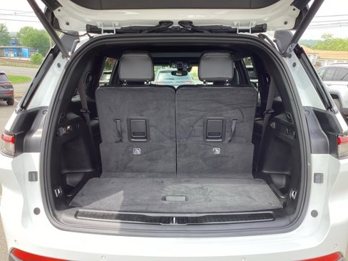 Used 2022 Jeep Grand Cherokee L Laredo image 25
