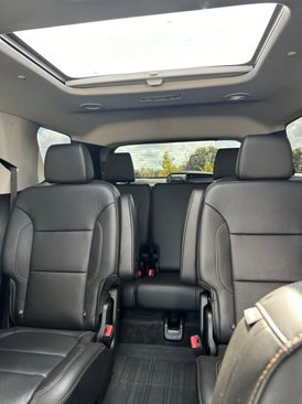 Used 2019 Chevrolet Traverse LT w/ LT Premium Package image 16