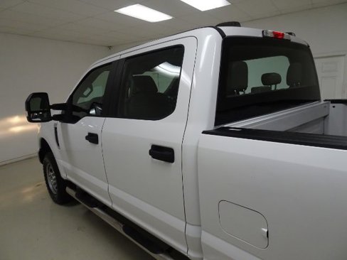 Used 2020 Ford F250 XL w/ Power Equipment Group image 15