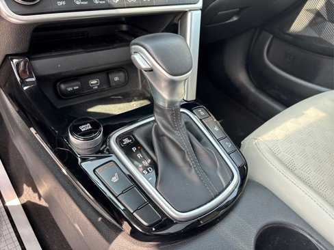 Used 2021 Kia Seltos SX w/ SX Sunroof Package image 35