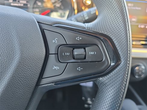 Used 2025 Chevrolet Trax LS w/ Driver Confidence Package image 17