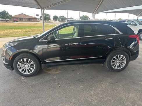 Used 2018 Cadillac XT5 Luxury w/ Driver Awareness Package image 4