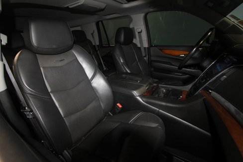 Used 2016 Cadillac Escalade Premium image 27