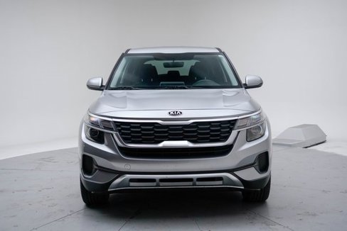 Used 2021 Kia Seltos LX image 17