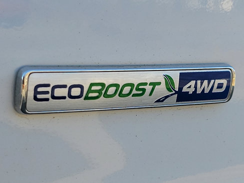 Used 2018 Ford Explorer XLT w/ Equipment Group 201A image 7