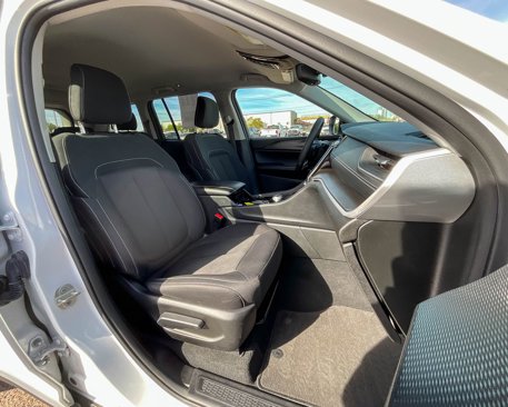 Used 2023 Jeep Grand Cherokee Laredo image 15